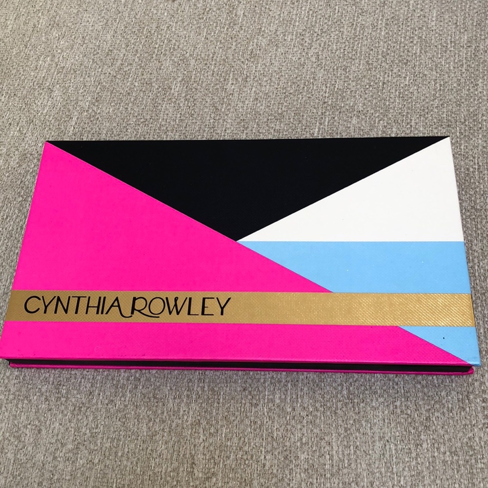 Cynthia Rowley Game Face Eyeshadow Palette - Picture 7 of 10